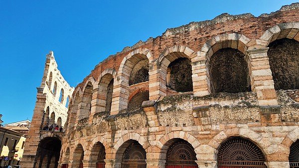 verona arena 2b